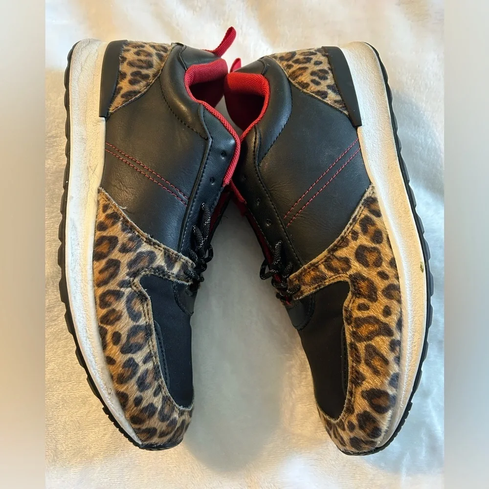 Aldo black and brown cheetah print lace up sneakers size 10 red accents